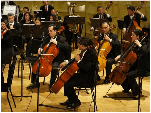 From my constant comments about musicians, you may be able to DEDUCE that I, too, am a musician.