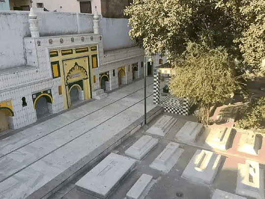 Hijron ka Khanqah