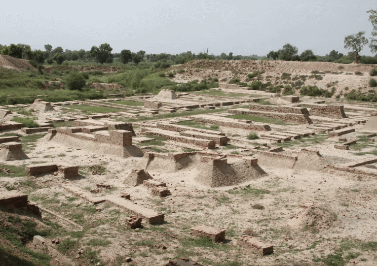 NCERT समाधान: भारतीय सभ्यता की शुरुआत | सामाजिक विज्ञान (समाज का अध्ययन: भारत या उसके आगे) कक्षा 6 - Class 6