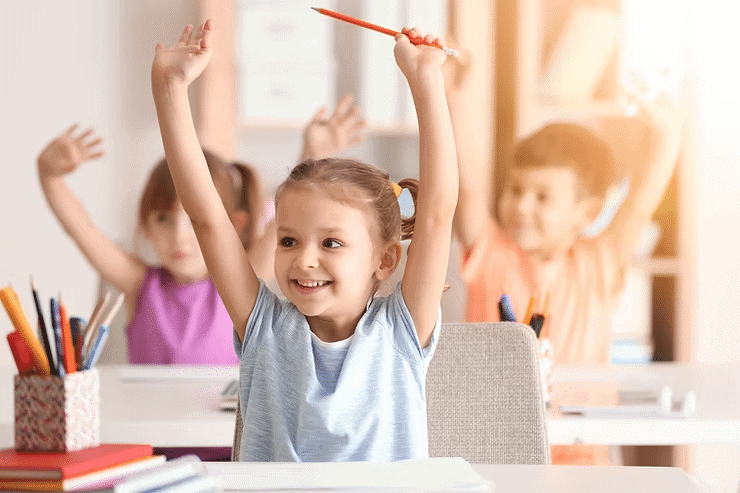 Learning with Joy: Lessons from Outside the Traditional School | Guide for Mindful Parenting in 2025 - LKG