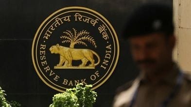 SC Tells RBI to Bring in Stricter Checks to Stop Online Frauds