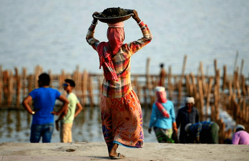 Daily Wage Labourers are included in Unorganized Sector