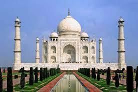 Famous Landmarks In The World | General Knowledge for Young Learners - Class 1