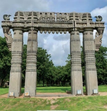 The Kākatīyas (12th century)