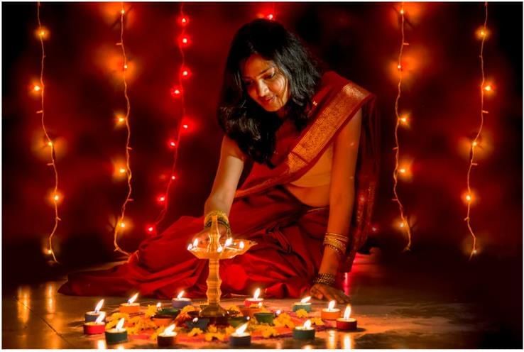 Solved Essay: How I Celebrate Diwali at Home | Essays for Class 6