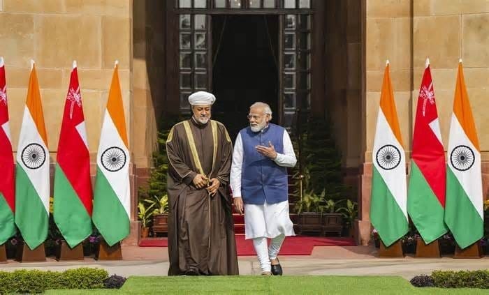 India Signs FTA with Oman