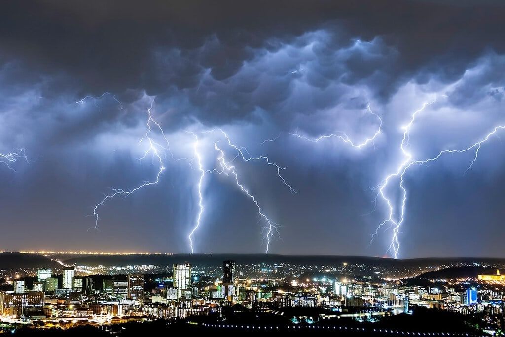 Pressure, Winds, Storms, and Cyclones Chapter Notes | Science Curiosity Class 8 -  New NCERT
